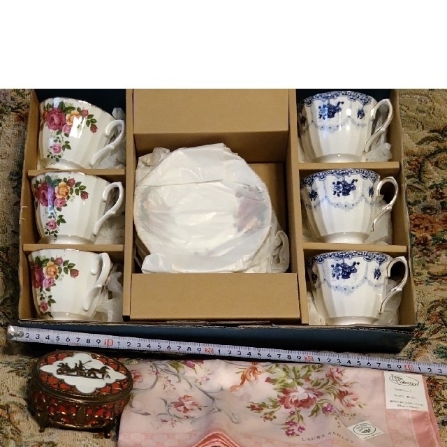 お得な特別割引価格) 美品 リモージュ 美しき花々 デザート カップ