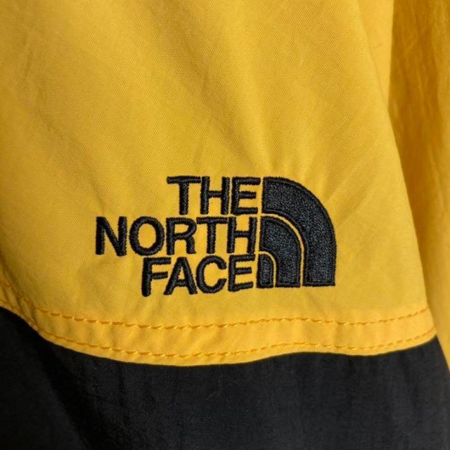 THE NORTH FACE(ザノースフェイス)の【美品】ノースフェイス　ワンポイント刺繍ロゴ　マウンテンパーカー メンズのジャケット/アウター(マウンテンパーカー)の商品写真