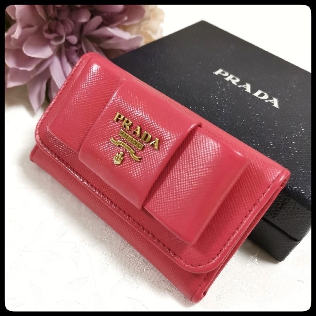 お買得限定品☆夏売れ筋 新品 プラダ PRADA 財布 ネロ×ペオニア