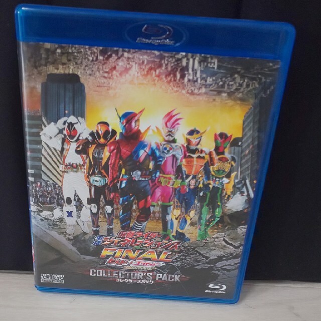 仮面ライダー平成ジェネレーションズFINAL　ビルド＆エグゼイドwithレジェン エンタメ/ホビーのDVD/ブルーレイ(キッズ/ファミリー)の商品写真