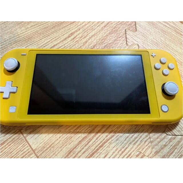 Nintendo Switch Light イエロー ポケモンカセット付き