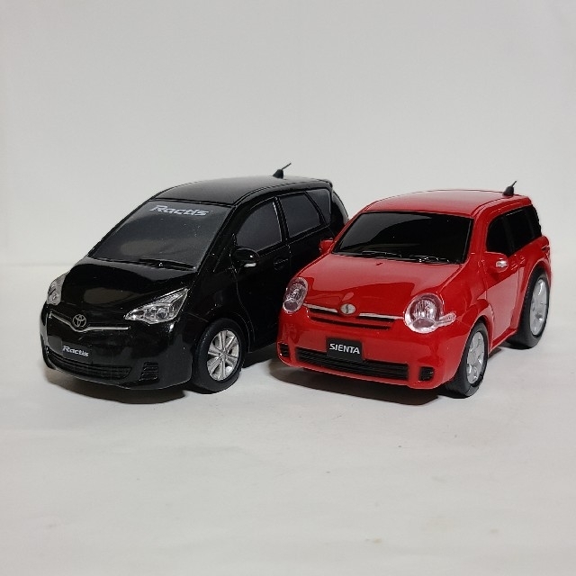 トヨタ(トヨタ)のトヨタ パッソモーダ&シエンタ プルバックカー 2台セット エンタメ/ホビーのおもちゃ/ぬいぐるみ(ミニカー)の商品写真