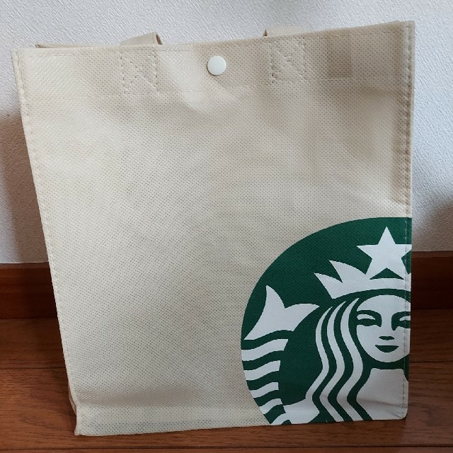 Starbucks Coffee(スターバックスコーヒー)のスタバ　超希少！トートバッグ　キーホルダー付き レディースのバッグ(トートバッグ)の商品写真