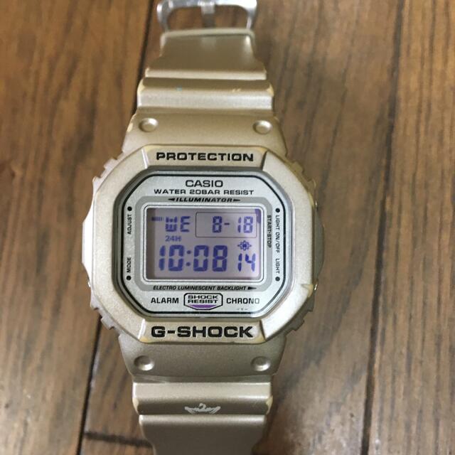 G-SHOCK(ジーショック)のGショック中古ピンクゴールド⭐︎動作有りサソリ1545メタリックスコーピオン メンズの時計(腕時計(デジタル))の商品写真