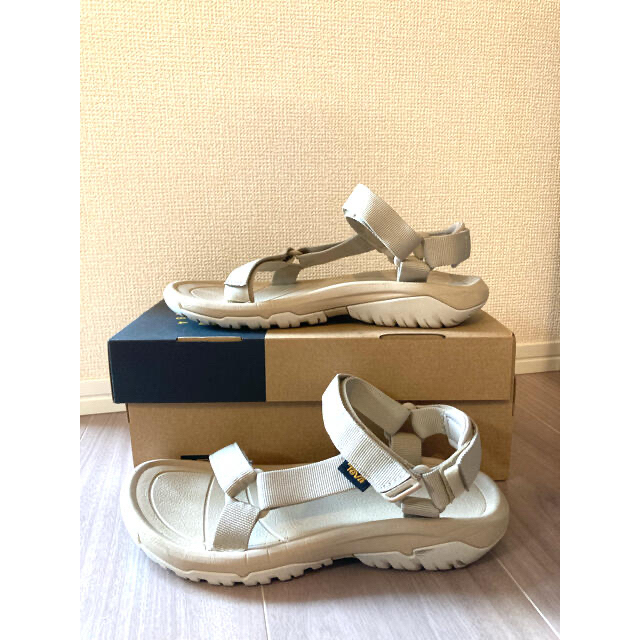 Teva(テバ)の⭐︎roti8様専用⭐︎ テバ ハリケーン XLT2セサミ ベージュ レディースの靴/シューズ(サンダル)の商品写真