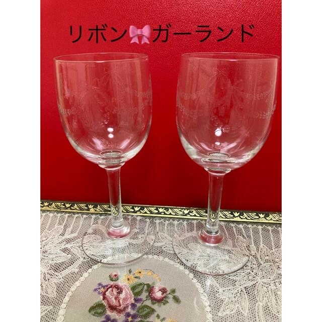 Baccarat(バカラ)の美品！2個！フランスビンテージ　リボンガーランドが可愛い　ワイングラス インテリア/住まい/日用品のキッチン/食器(グラス/カップ)の商品写真