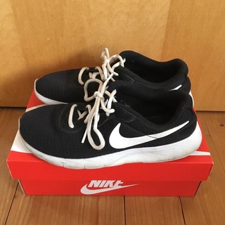 ナイキ(NIKE)のNIKEスニーカー25.0cm(スニーカー)