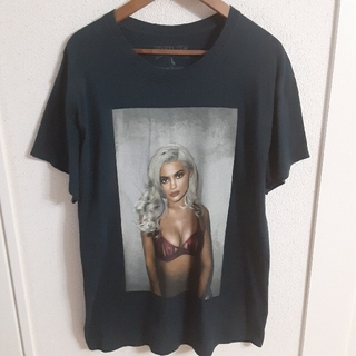 カイリーコスメティックス(Kylie Cosmetics)のレア USA製　Kylie Jenner　オフィシャル　Tシャツ　 日本未発売(Tシャツ/カットソー(半袖/袖なし))