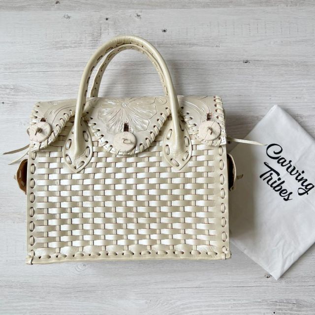 現金特価】 GRACE CONTINENTAL - 美品 CARVING TRIBES BCT Sの通販