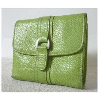 ロンシャン(LONGCHAMP)のロンシャン　レザー　イエローグリーン　黄緑　二つ折り　財布　ウォレット(財布)