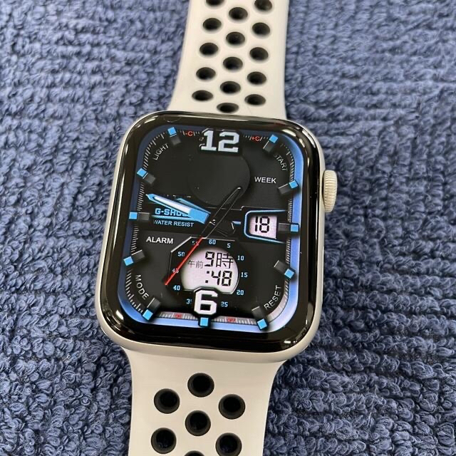 Apple Watch - 週末特価❗️Apple watch series 5 44mm Nikeモデルの