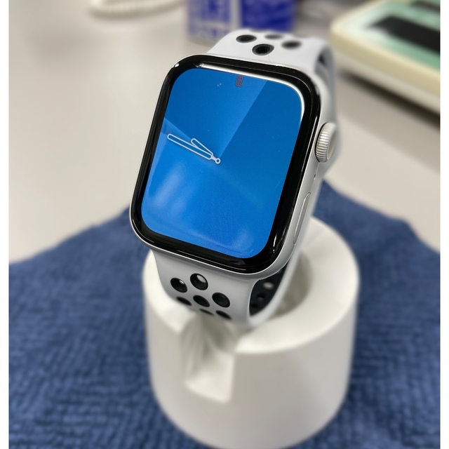 Apple Watch - 週末特価❗️Apple watch series 5 44mm Nikeモデルの