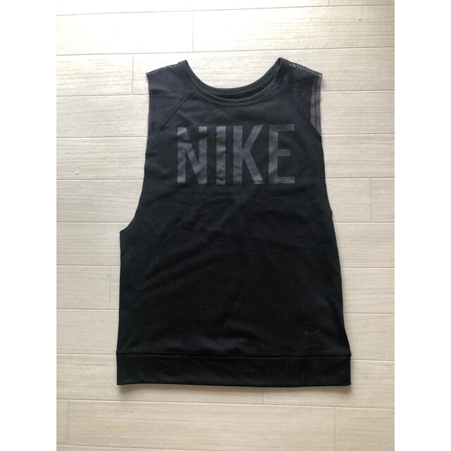 NIKE(ナイキ)のNIKE ノースリーブ ブラックM レディースのトップス(Tシャツ(半袖/袖なし))の商品写真