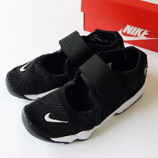 ナイキ(NIKE)のNIKE エアリフトブラック ホワイト 22cm キッズ&ジュニア(サンダル)