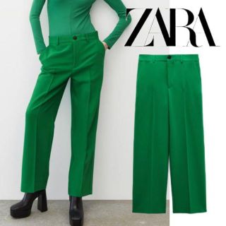 ザラ(ZARA)の28 ZARA ストレート クロップドパンツ XS(カジュアルパンツ)