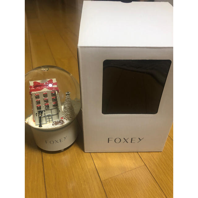 FOXEY(フォクシー)のFOXEY スノードーム　クリスマス エンタメ/ホビーのコレクション(ノベルティグッズ)の商品写真