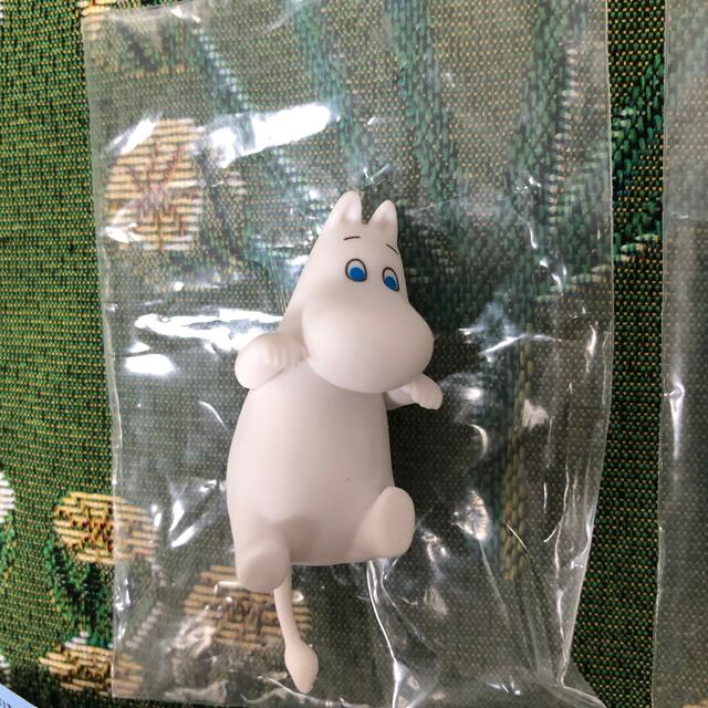 MOOMIN(ムーミン)のムーミン　PUTITTO  フィギュア　マスコット　ケーブルアクセサリー エンタメ/ホビーのおもちゃ/ぬいぐるみ(キャラクターグッズ)の商品写真