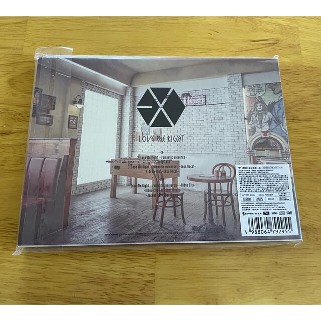 EXO(エクソ)の美品　EXO LOVE ME RIGHT ~romantic universe~ エンタメ/ホビーのCD(K-POP/アジア)の商品写真