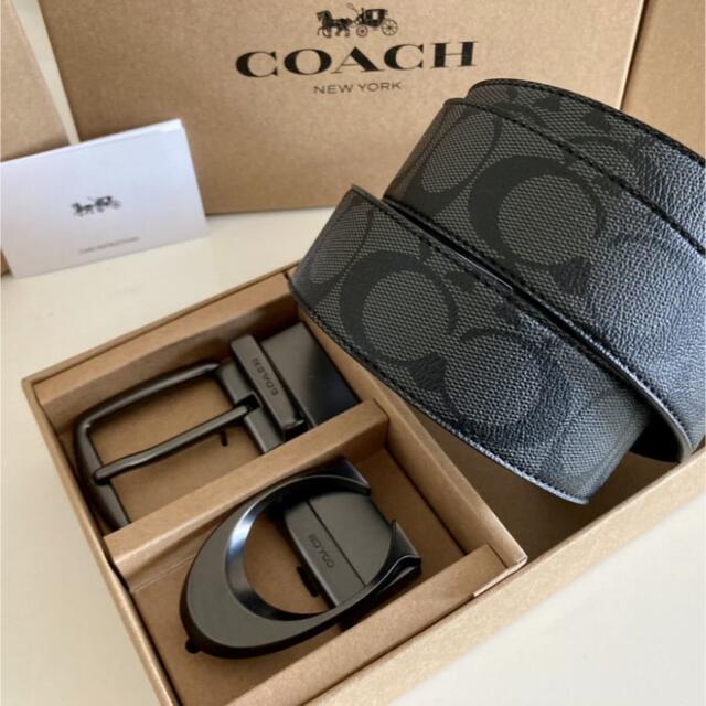 【新品未使用】COACH  最新メンズベルトリバーシブルシグネチャーフリーサイズ