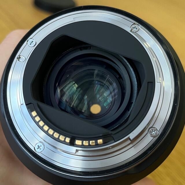 Canon(キヤノン)のRF24-105mm F4 L IS USMレンズ スマホ/家電/カメラのカメラ(レンズ(ズーム))の商品写真
