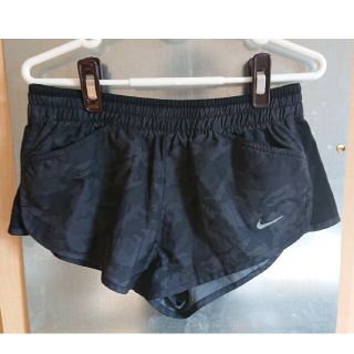 ナイキ(NIKE)の専用　ナイキ ショートパンツ(ショートパンツ)