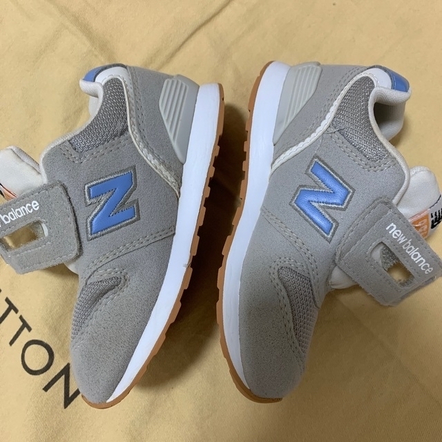 New Balance(ニューバランス)のニュースバランス996  14.5㎝　グレー　new balance キッズ/ベビー/マタニティのベビー靴/シューズ(~14cm)(スニーカー)の商品写真