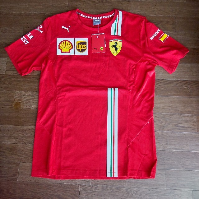 Ferrari(フェラーリ)のPUMA スクーデリア フェラーリ チーム C.サインツ ドライバー Tシャツ メンズのトップス(Tシャツ/カットソー(半袖/袖なし))の商品写真