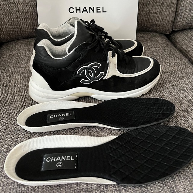 CHANEL(シャネル)のCHANEL シャネル　メンズ　スニーカー メンズの靴/シューズ(スニーカー)の商品写真