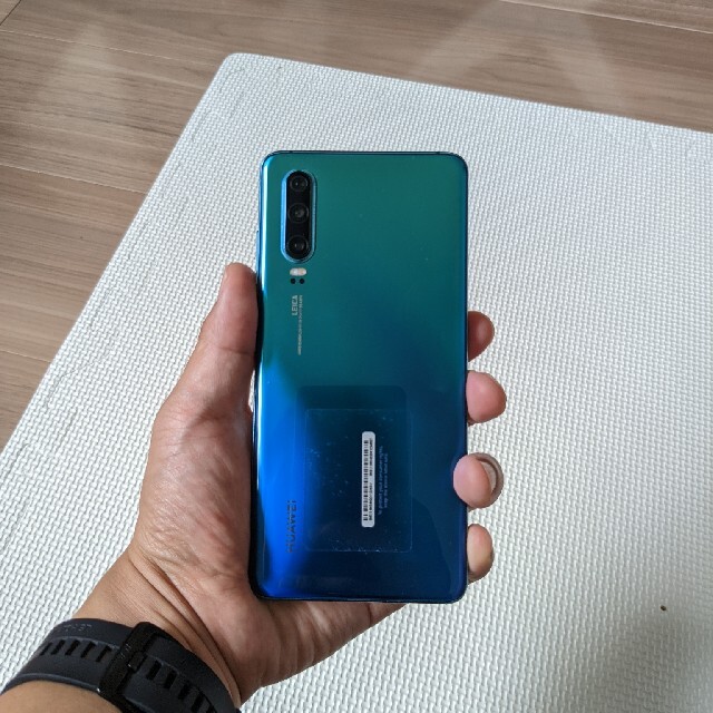 HUAWEI(ファーウェイ)のHUAWEI P30 箱、アクセサリー付【ELE-L29】 スマホ/家電/カメラのスマートフォン/携帯電話(スマートフォン本体)の商品写真