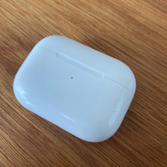 (一式)APPLE AirPods Pro  スマホ/家電/カメラのオーディオ機器(ヘッドフォン/イヤフォン)の商品写真