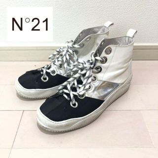 ヌメロヴェントゥーノ(N°21)のN°21◆ヌメロヴェントゥーノ　ハイカットスニーカー　白×シルバー×黒　27㎝(スニーカー)