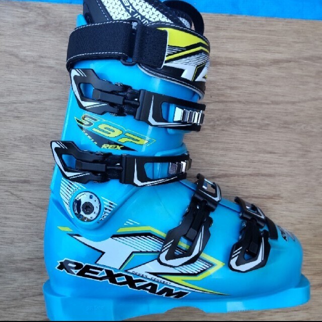 REXXAM(レグザム)の未使用保管品REXXAM/レクザムPOWER REX S97 スポーツ/アウトドアのスキー(ブーツ)の商品写真