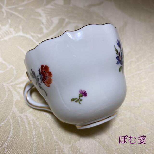 MEISSEN(マイセン)の【マイセン】「旧画法 / フラワーブーケ」デミタス トリオ ✴︎ソーサー欠け有り インテリア/住まい/日用品のキッチン/食器(食器)の商品写真