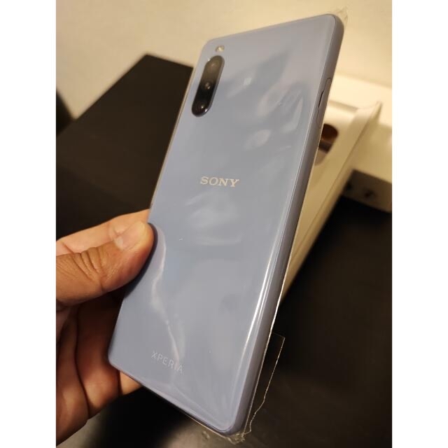 新品未使用 SONY 国産5Gスマホ Xperia10 Ⅲ 青 2