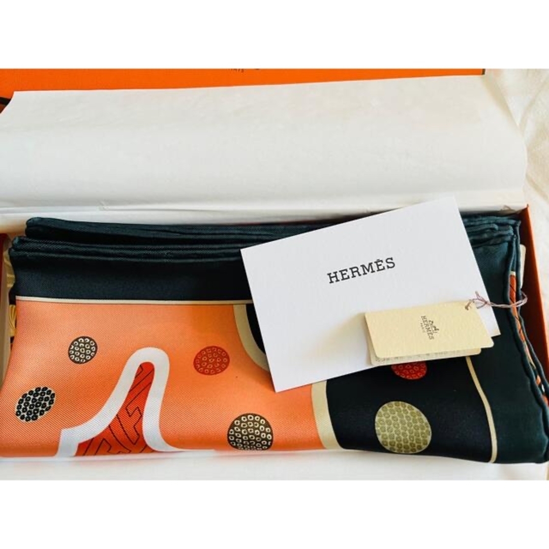 Hermes(エルメス)のエルメス HERMES カレ 90 デュオ・コスミック 京森康平 スカーフ レディースのファッション小物(バンダナ/スカーフ)の商品写真