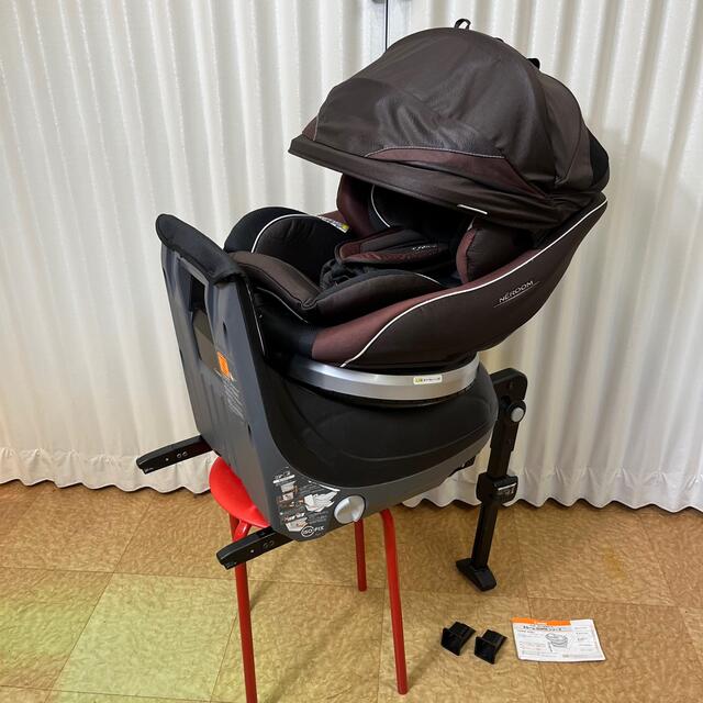 【送料込】コンビ 綺麗 ネルームISOFIX 回転 新生児～ 清掃済