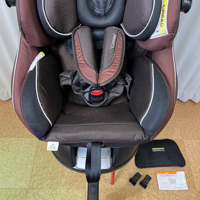 クリーニング済　☆美品☆　新生児OK　コンビ　WL　ネルーム　ISOFIX　EG 8