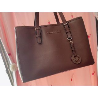 マイケルコース(Michael Kors)の大幅最終値下げ！！マイケルコース　バッグ(ハンドバッグ)