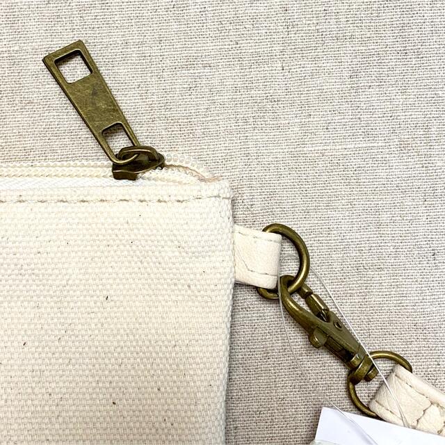 新品 エスニック刺繍クラッチバッグ レディースのバッグ(クラッチバッグ)の商品写真