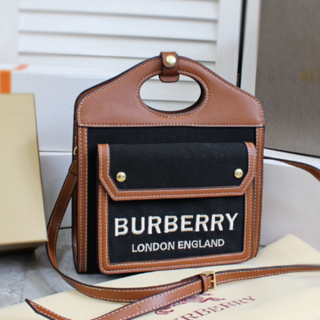 Burberry】ミニ ツートン キャンバス&レザー フレヤトート | refeccs