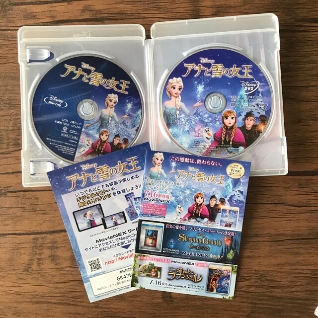 Disney(ディズニー)のアナと雪の女王　MovieNEX DVD＋折り紙メモ　 エンタメ/ホビーのDVD/ブルーレイ(アニメ)の商品写真