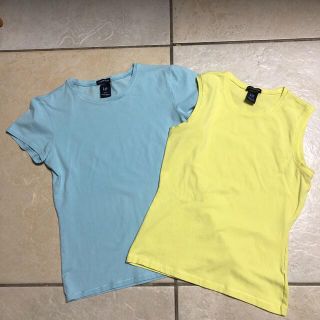 ギャップ(GAP)の美品GAP Tシャツ　水色と黄色(Tシャツ(半袖/袖なし))