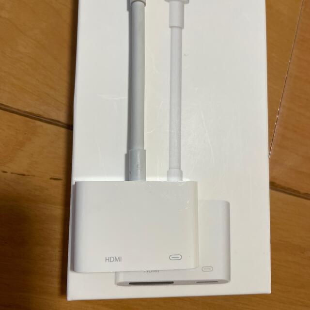 Apple(アップル)のApple HDMI変換アダプタ LightningDigitalAVアダプタ スマホ/家電/カメラのスマホアクセサリー(その他)の商品写真