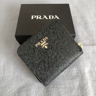 PRADA - 新品同様◆PRADA　二つ折り財布　黒　さいふ