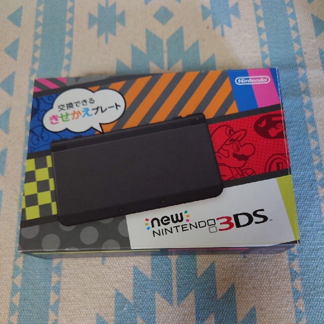 ニンテンドー3DS(ニンテンドー3DS)の「Newニンテンドー3DS ブラック」 エンタメ/ホビーのゲームソフト/ゲーム機本体(携帯用ゲーム機本体)の商品写真