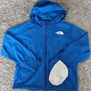 ザノースフェイス(THE NORTH FACE)のノースフェイス　キッズ　スワローテイルジャケット　ブルー　１４０(ジャケット/上着)