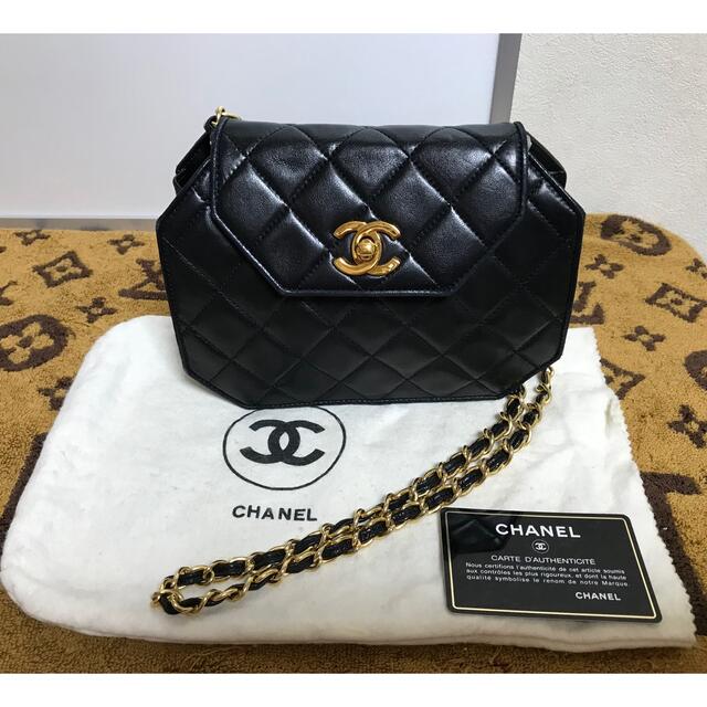 当時40万円位購入時期CHANEL ゴールドチェーン　ショルダーバック　ヴィンテージシャネルマトラッセ