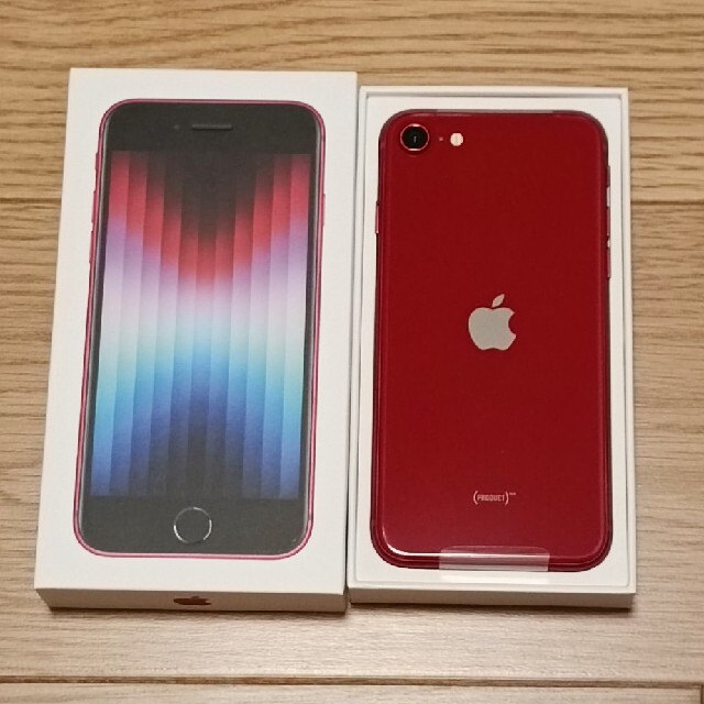 新品未使用 開封済 iPhone se3 64GB レッド 赤 red se 3