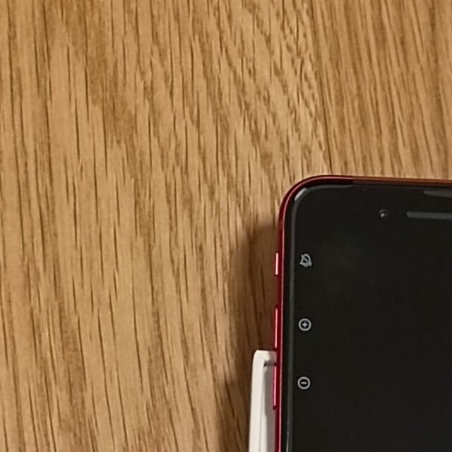 iPhone(アイフォーン)の【24時間以内発送】iPhone SE3 第3世代 128GB RED赤 スマホ/家電/カメラのスマートフォン/携帯電話(スマートフォン本体)の商品写真
