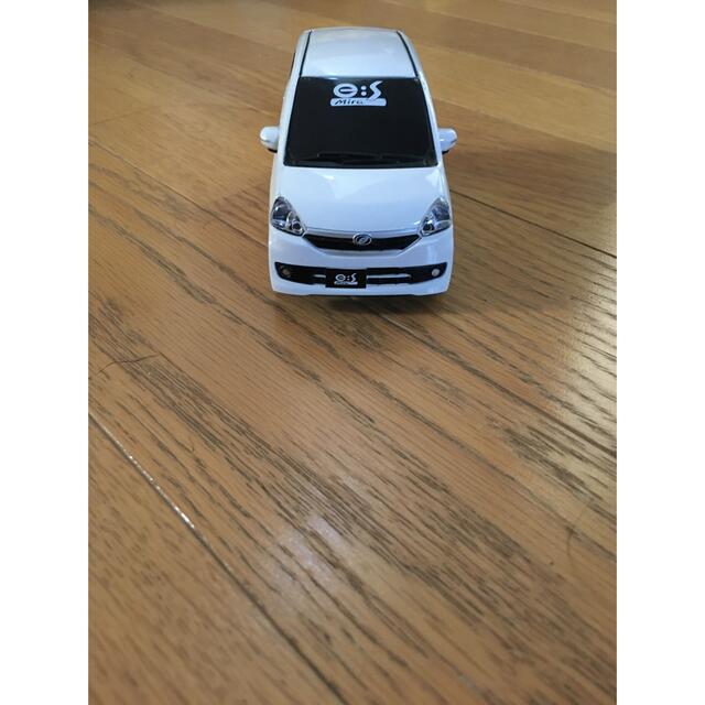 新品　未使用　ダイハツ　ミライース　プルバックカー エンタメ/ホビーのおもちゃ/ぬいぐるみ(ミニカー)の商品写真